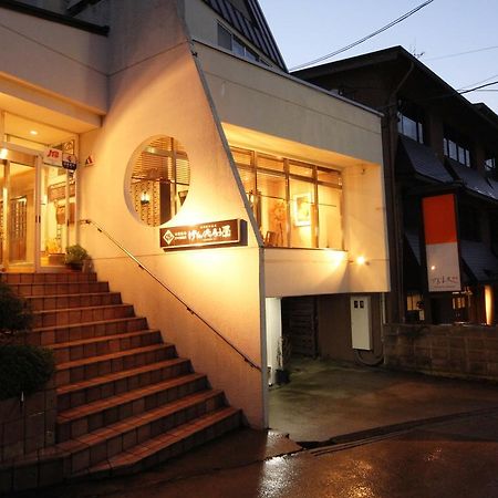 Hotel Honkan Gentaroya Nozawaonsen Exterior foto