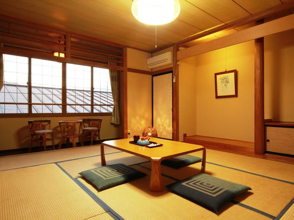 Hotel Honkan Gentaroya Nozawaonsen Zimmer foto