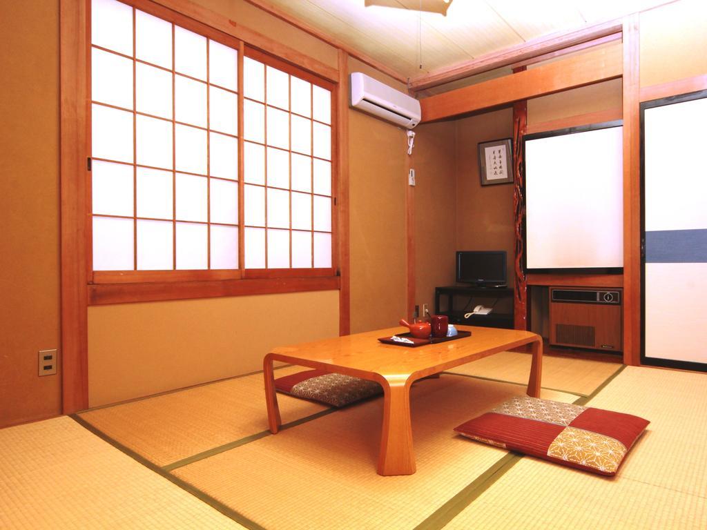 Hotel Honkan Gentaroya Nozawaonsen Zimmer foto